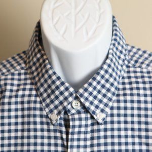 L.L. Bean Men's blue & white Wrinkle Resistant long sleeve shirt Large L